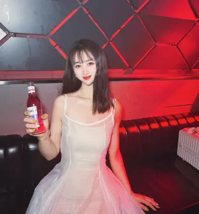 申城夜游日历｜同城打卡手册｜美食清单：解锁魔都夜间新玩法 🌃
