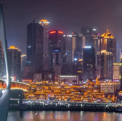 上海旗袍秀遇上多伦路：穿民国复古旗袍去哪条文化街打卡出片？