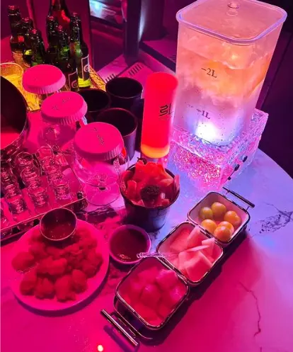 上海吃喝玩乐休闲网：解锁魔都最IN打卡地与同城交友新姿势🎉